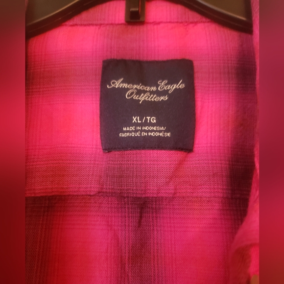 American Eagle Plaid Button Up - Picture 3 of 3